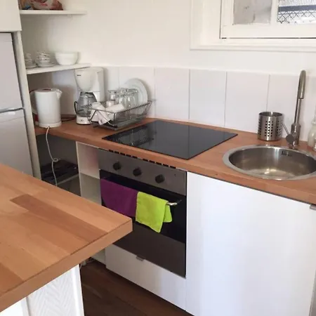 1 Bedroom With Amazing Views In *